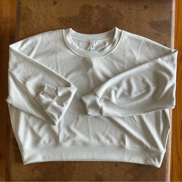 Lululemon Softstreme Perfectly Oversized Cropped Crew, Bone, size 14 - Picture 3 of 6